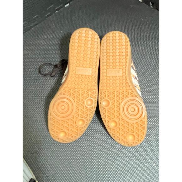 adidas Leopard Print Athletic Shoes - Picture 6 of 11